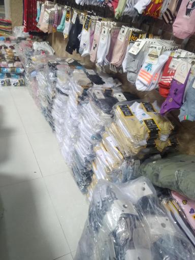 عکس تولیدی پخش جوراب و لباس زیر