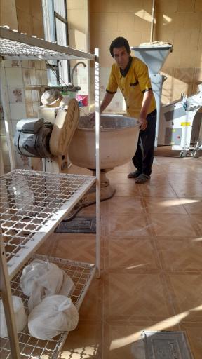 عکس نانوایی نان لواش مهاجر