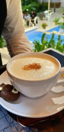 عکس کافه رستوران پاتوق