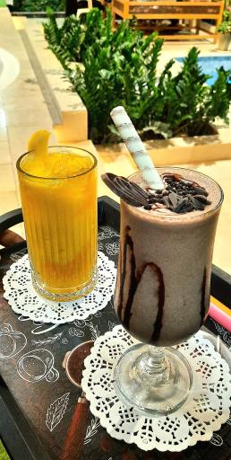 عکس کافه رستوران پاتوق