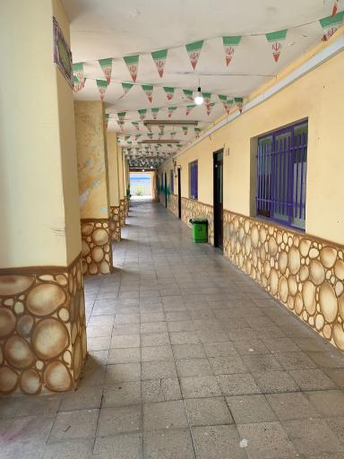 عکس دبیرستان دکتر شریعتی جم