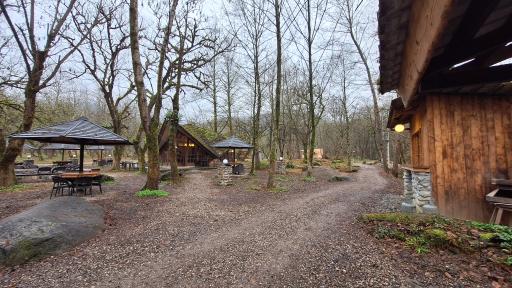 هتل جنگلی چالدره