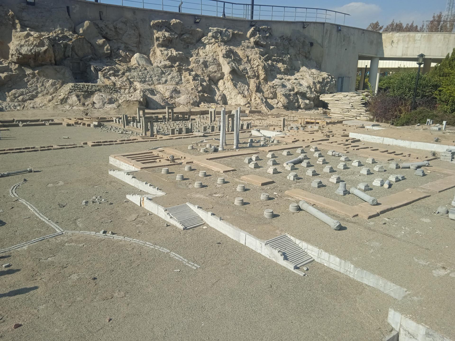 عکس ماکت تخت جمشید