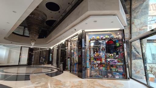 عکس مرکز خرید رزباد ۲