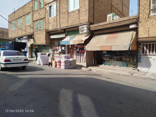 عکس پخش پتوی شیری