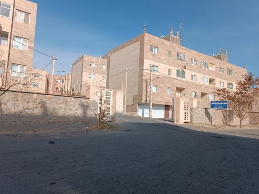 عکس مجتمع مسکونی شقایق فرهنگیان