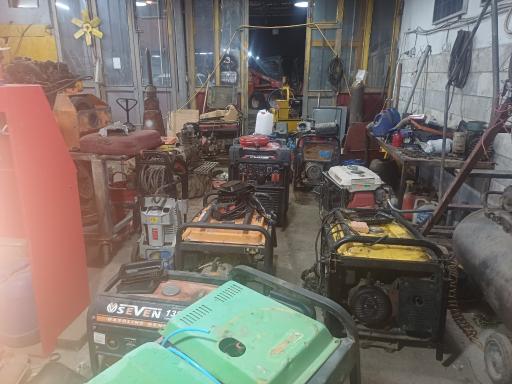 عکس کارگاه موتوربرق احمدزاده