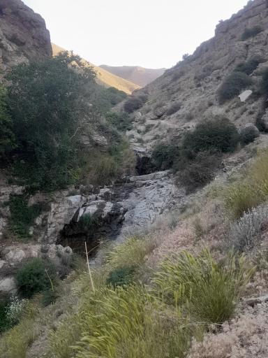 عکس طبیعت دره حصارک و مسیر قله بند عیش
