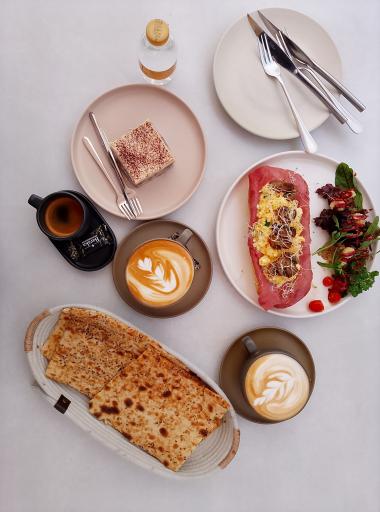 عکس کافه رستوران لوتینو