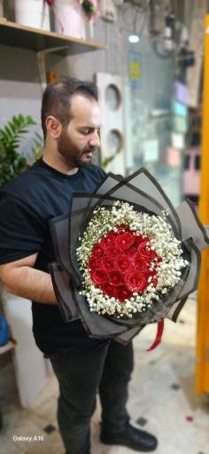 عکس گل فروشی وحدانی
