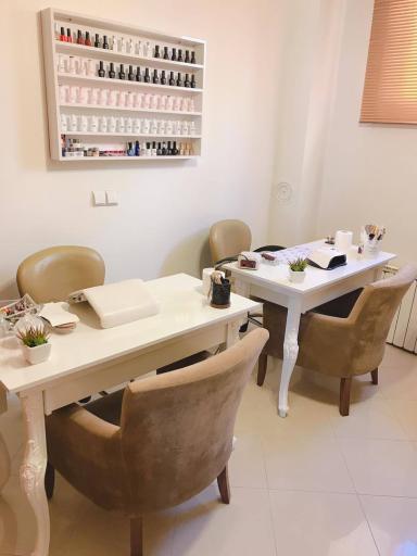 عکس سالن زیبایی عروس گلشن