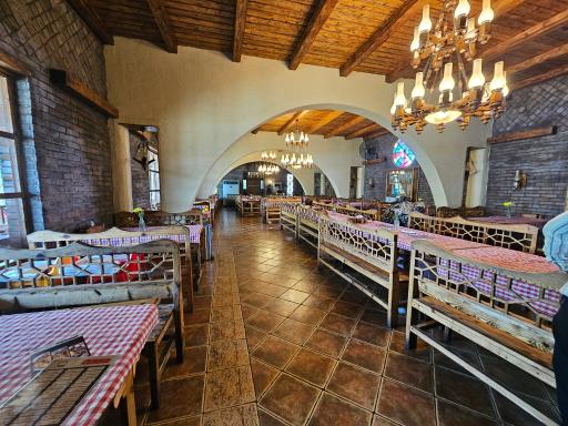 رستوران سنتی چاشت