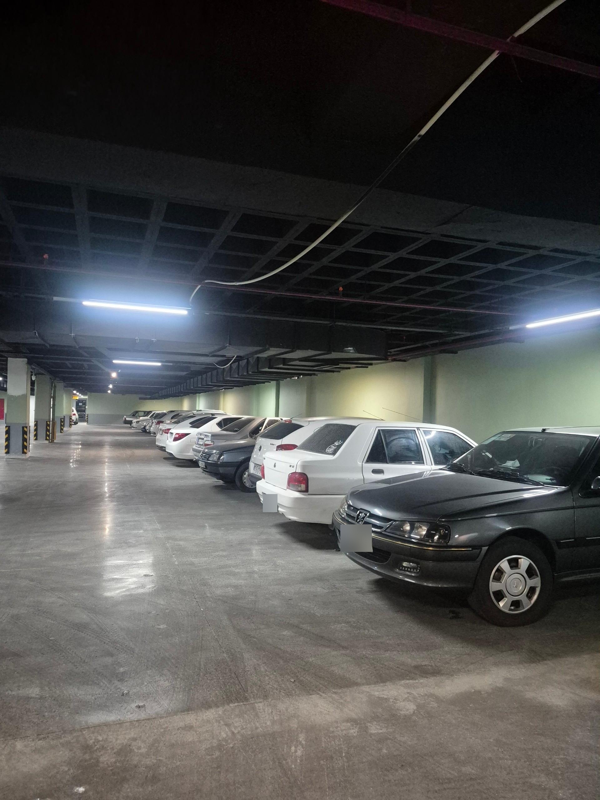 عکس مجتمع تجاری اقامتی فینا سنتر