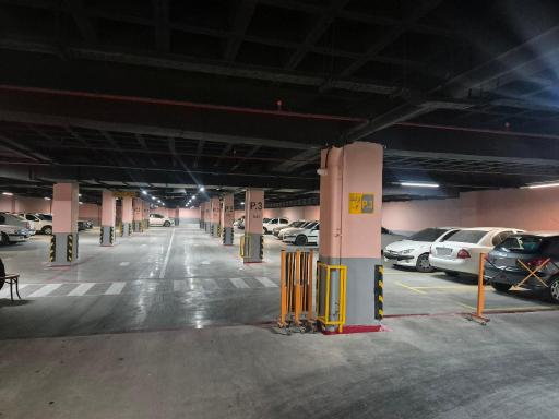 عکس مجتمع تجاری اقامتی فینا سنتر