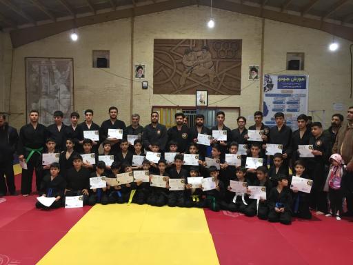 عکس آکادمی تخصصی دفاع شخصی فاتحان استاد محسن عابدی 
