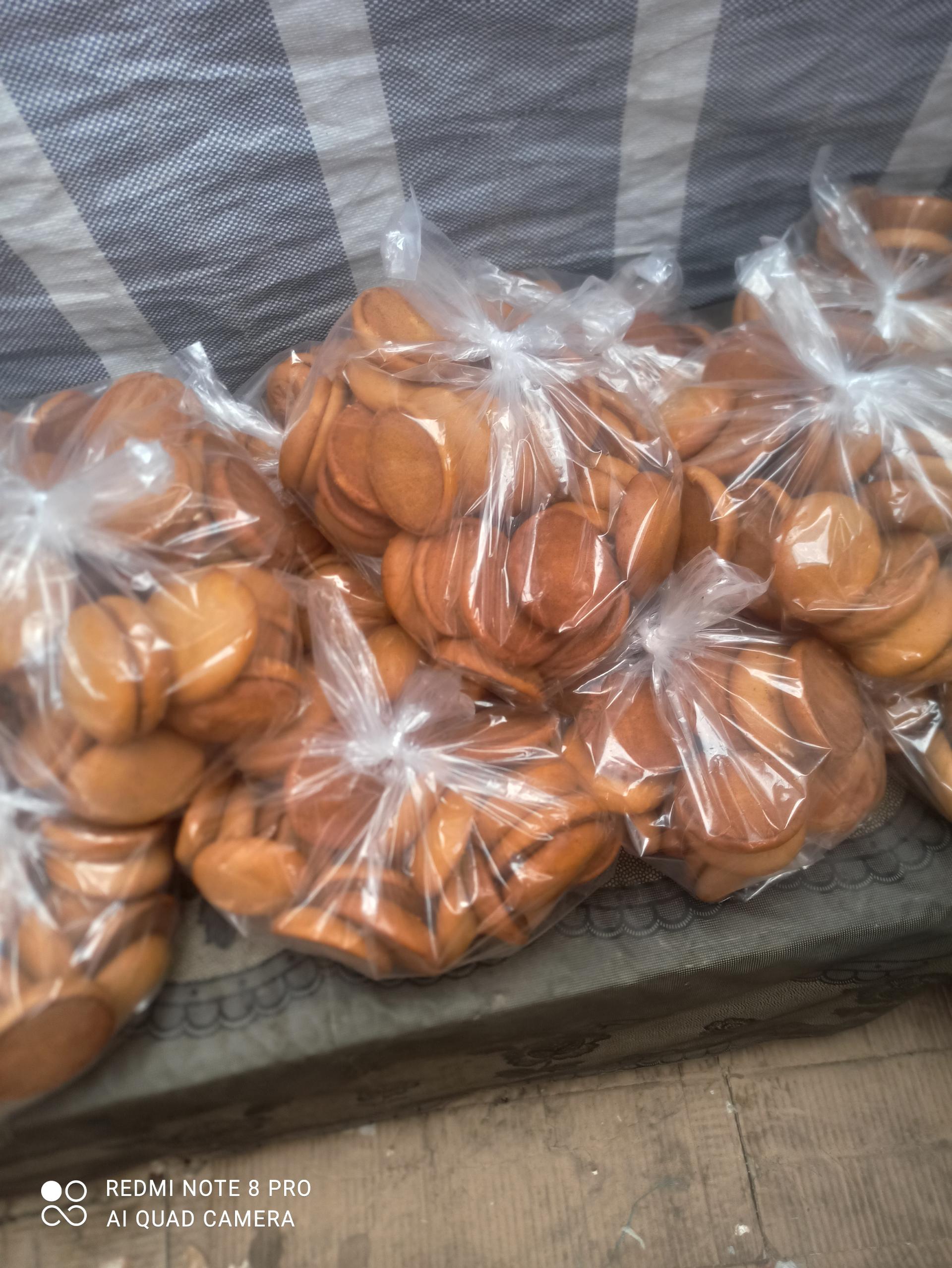 عکس پخش کیک و کلوچه و دونات