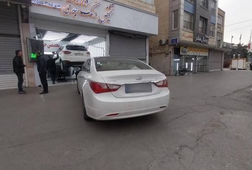 عکس تشخیص رنگ کارشناسی خودرو حسن جدی