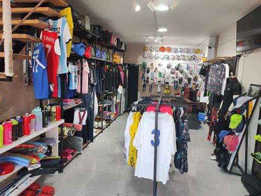 عکس فروشگاه ورزشی دی ان اسپورت