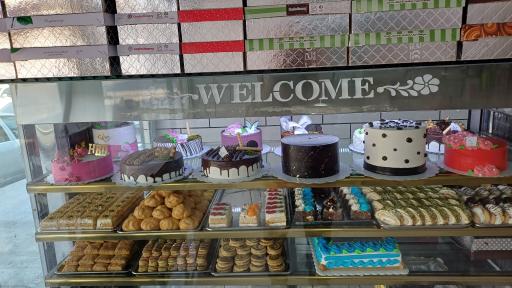 عکس شیرینی و بستنی سرای مدرس