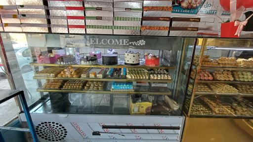 عکس شیرینی و بستنی سرای مدرس