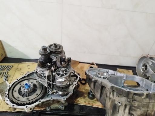عکس تعمیرگاه گیربکس اتوماتیک پارس