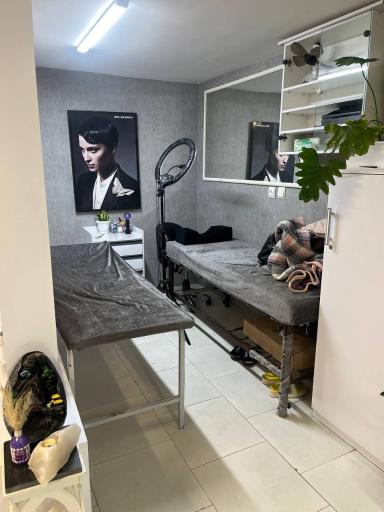 عکس سالن زیبایی و آموزشگاه فرزانه احمدی