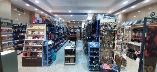 عکس فروشگاه محصولات فرهنگی عرشیان