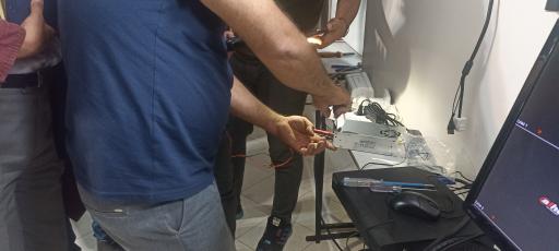 عکس تعمیر مرکزی جک پارکینگ تعمیر کرکره برقی