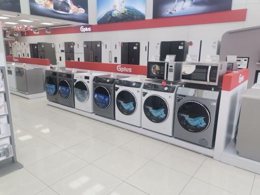 عکس فروشگاه جی پلاس نصف راه