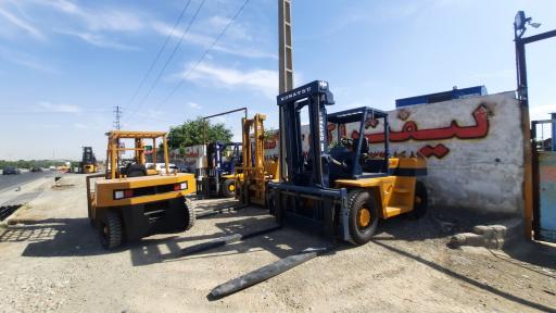 عکس فروشگاه لیفتراک جوکار