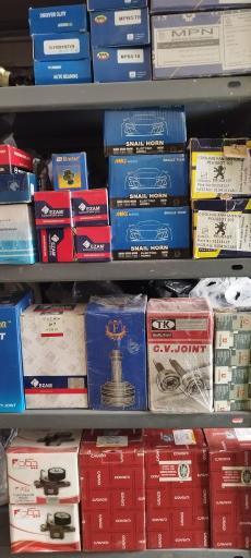 عکس تهیه و توزیع اینترنتی لوازم یدکی زانتیا نو و استوک