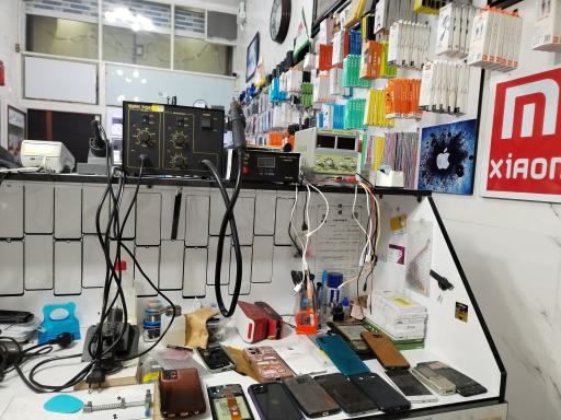 عکس امور مشترکین و فروش سیم کارت همراه اول ایرانسل و رایتل