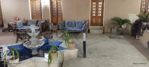 عکس اقامتگاه سنتی شمعدونی 