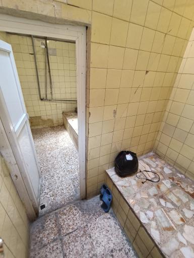 گرمابه آسیا