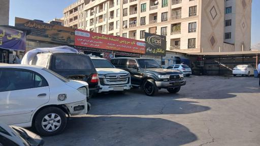 عکس خدمات خودروی لندکروز ایران