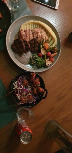 عکس رستوران لیویا