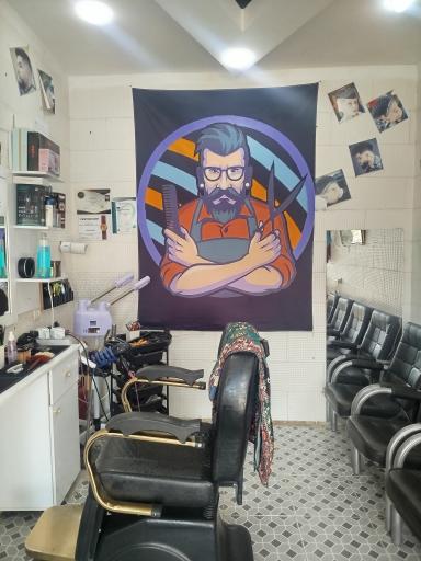 عکس پیرایش سناتور 