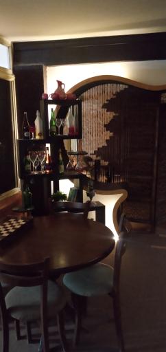 عکس کافی شاپ و بیلیارد کندو