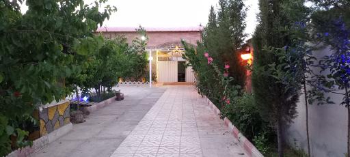 عکس باغ سالن رویال