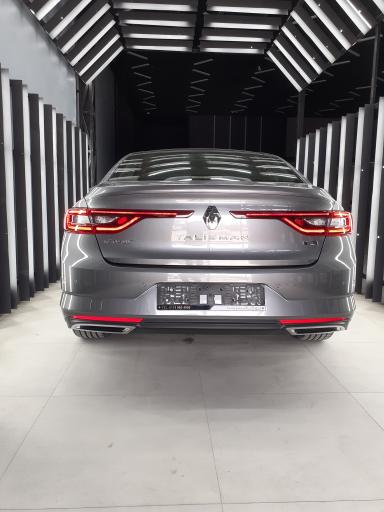 عکس کارشناسی رنگ حسینیان