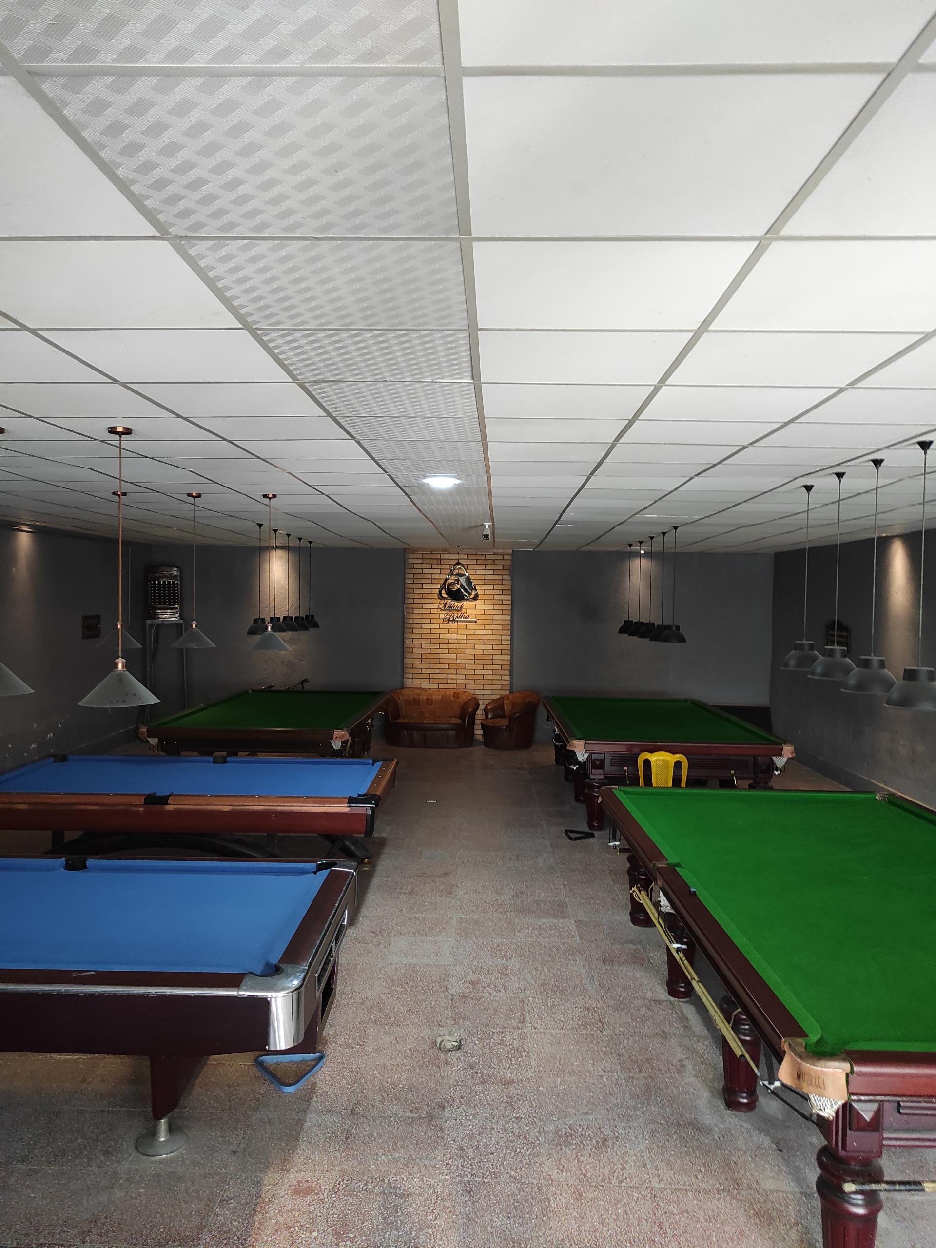 عکس باشگاه بیلیارد