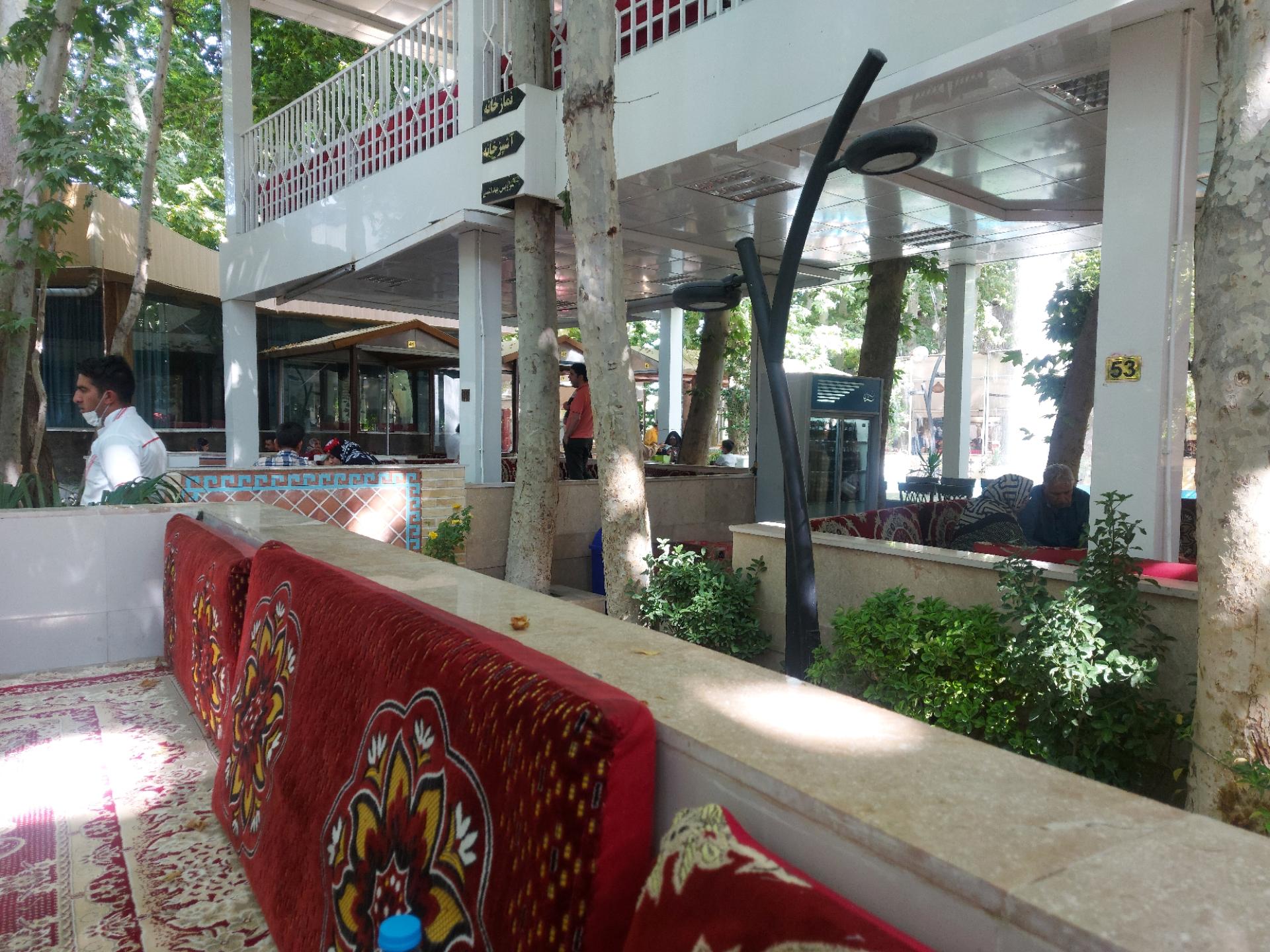 عکس رستوران مجلل شیشلیک