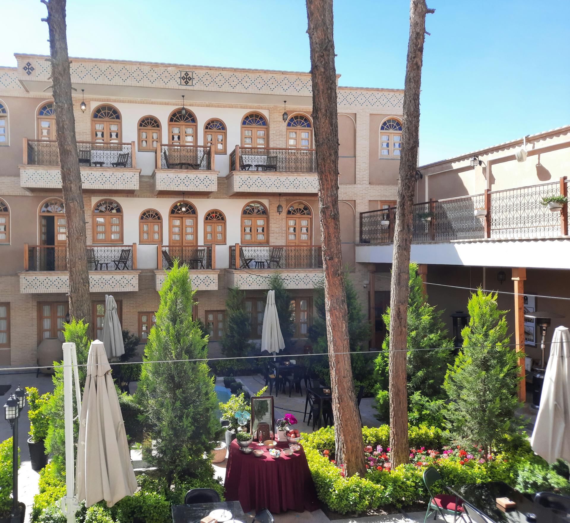 عکس هتل آرمنیا