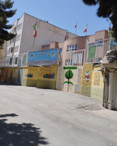 عکس دبیرستان پسرانه شاهد مرحوم نجفی