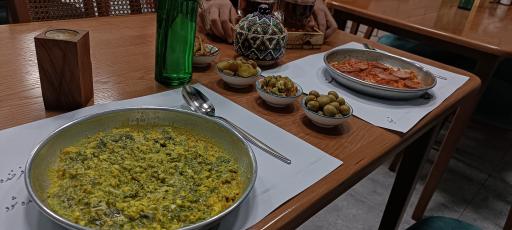 عکس سرای صبحانه چای باش