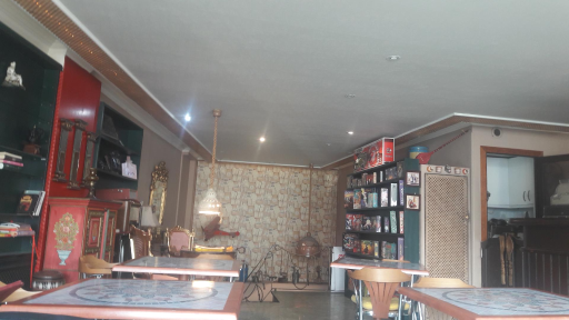 عکس کافه کتاب بدرقه جاویدان