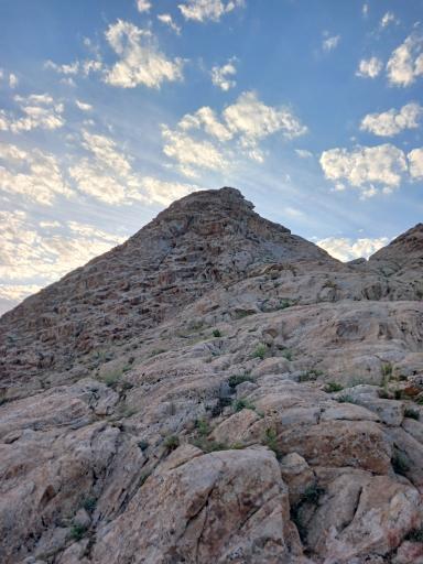 عکس قله چینگ‌کلاغ