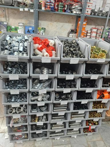 عکس فروشگاه ادوات کشاورزی رایکا