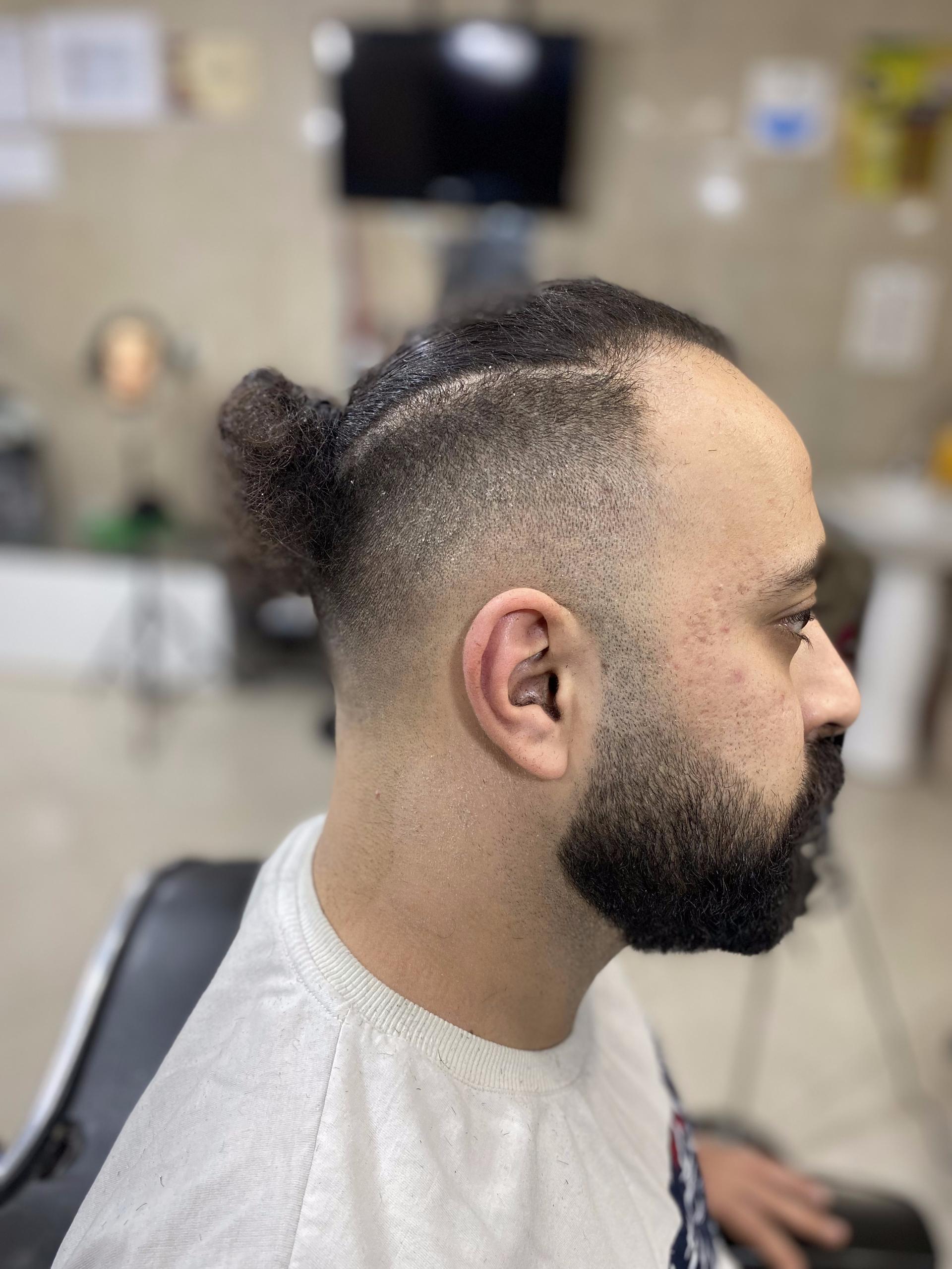 عکس آقای آرایشگر