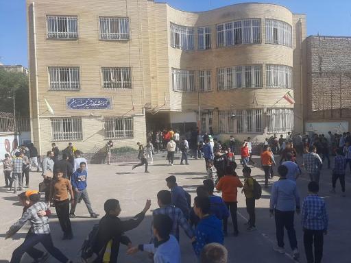 عکس دبیرستان پسرانه شهید فرزام فر